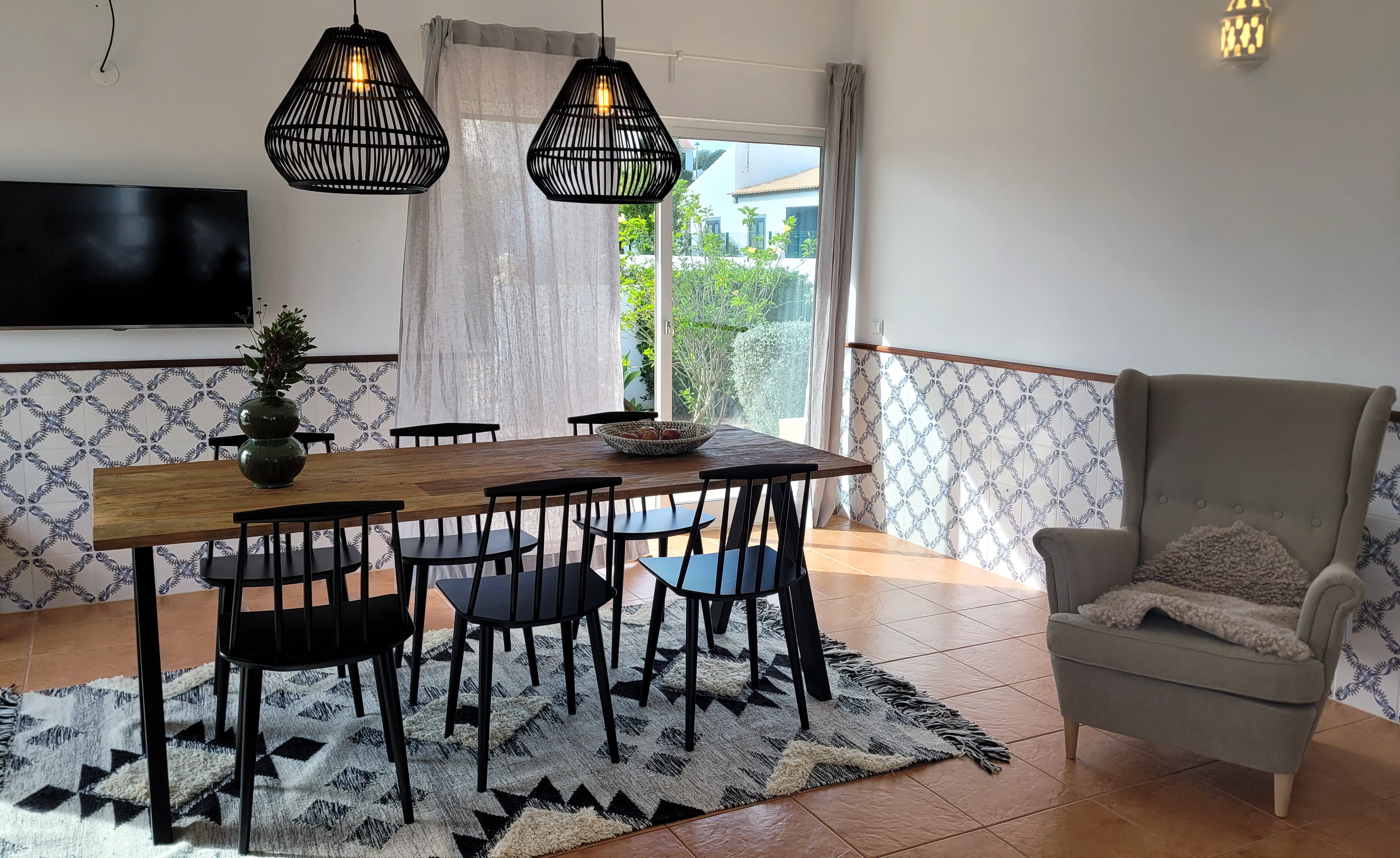 Living and dining area